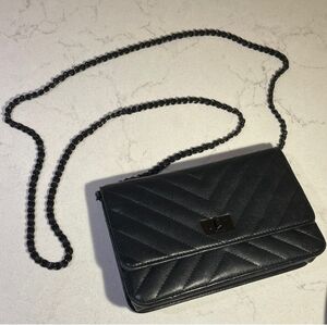 CHANEL SO BLACK 2.55 REISSUE WOC
